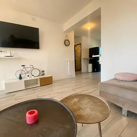Les Terrasses D'Iena - 2 Chambres Avec Parking Prive Carcassone Exterior photo